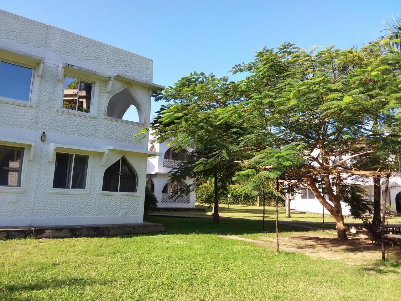 Royal Palms Apartment A4 Mombasa Eksteriør billede