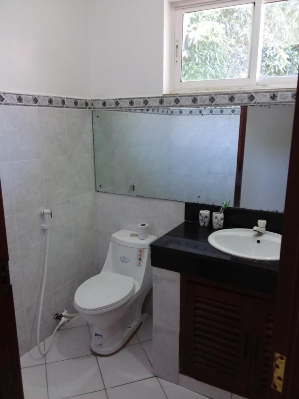Royal Palms Apartment A4 Mombasa Eksteriør billede