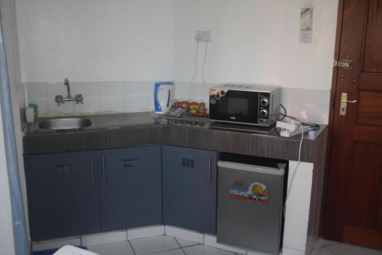 Royal Palms Apartment A4 Mombasa Eksteriør billede